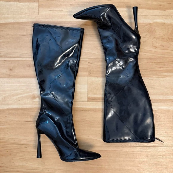 Black Patent Leather Knee-High Boots - Picture 4 of 7